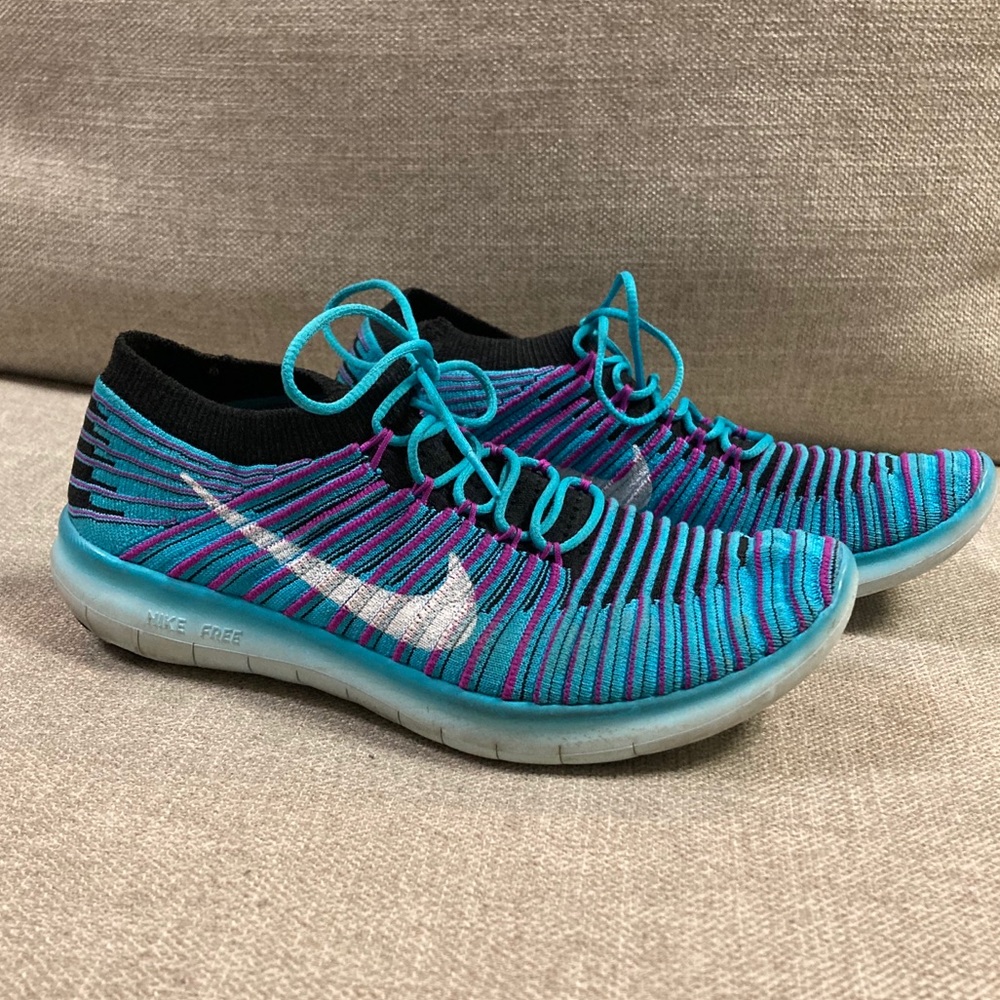 Nike Free tennis shoes